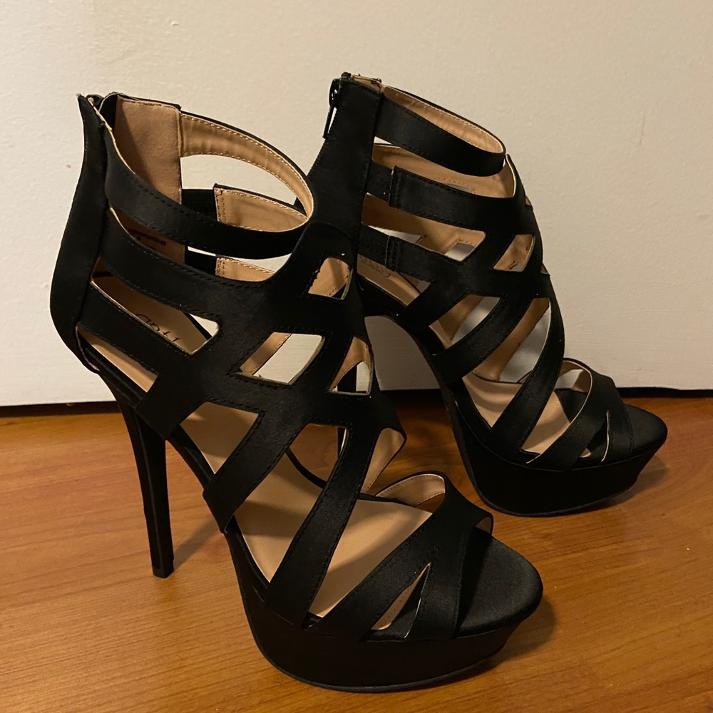 Cathy Jean Strappy Peep Toe High Heels